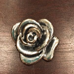 Rose pendant
